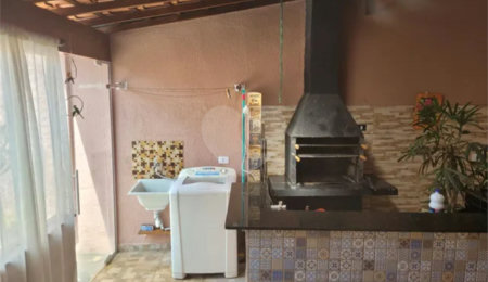 Casa à venda com 2 quartos no condomínio Campo Belo, São José dos Campos - SP