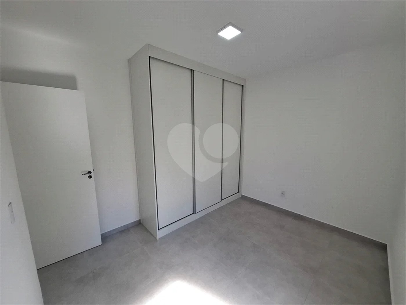 Apartamento para alugar com 2 quartos em Santa Claudina, Vinhedo, SP