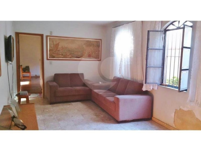Sobrado à venda com 3 quartos, sendo 1 suíte,  em Parada Inglesa, São Paulo, SP