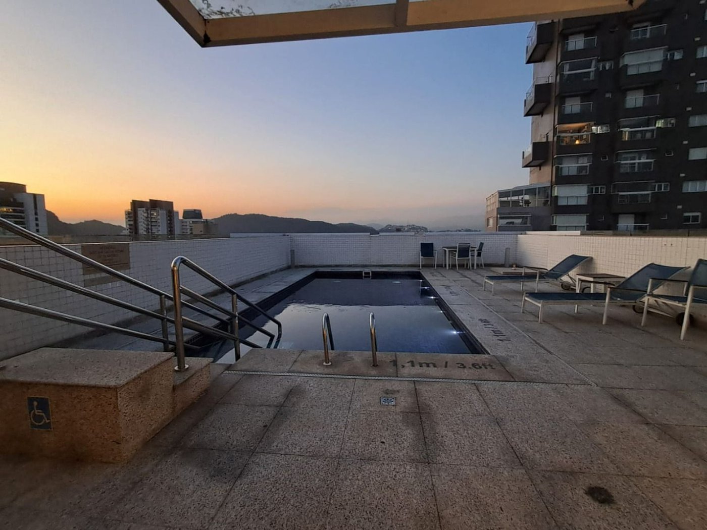 Studio com 1 dormitório à venda, 27 m² por R$ 355.000,00 - Gonzaga - Santos/SP