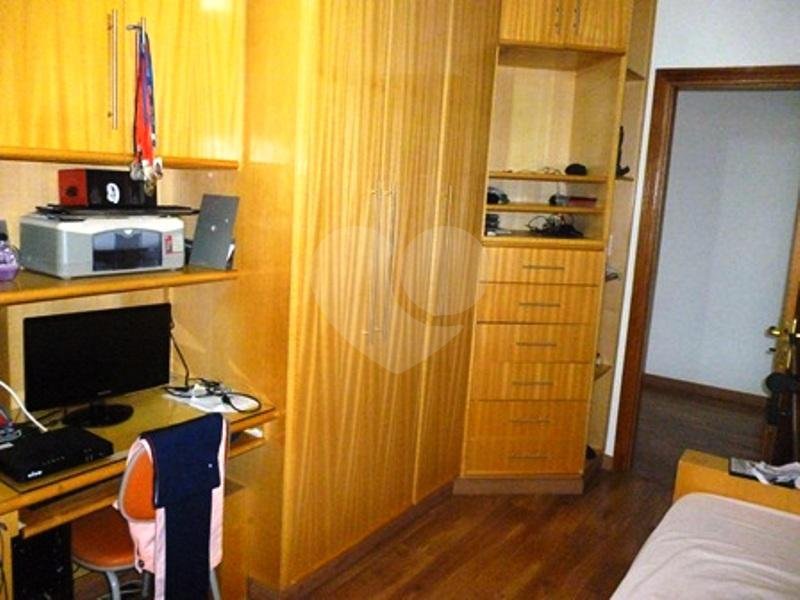 Sobrado à venda com 3 suítes em Vila Medeiros, São Paulo, SP