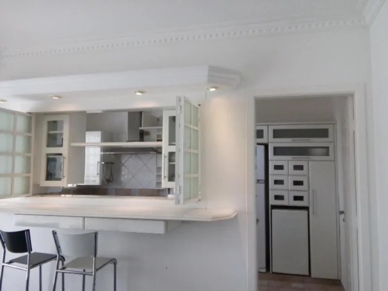 Apartamento à venda com 4 suítes em Jardim Leonor, São Paulo, SP