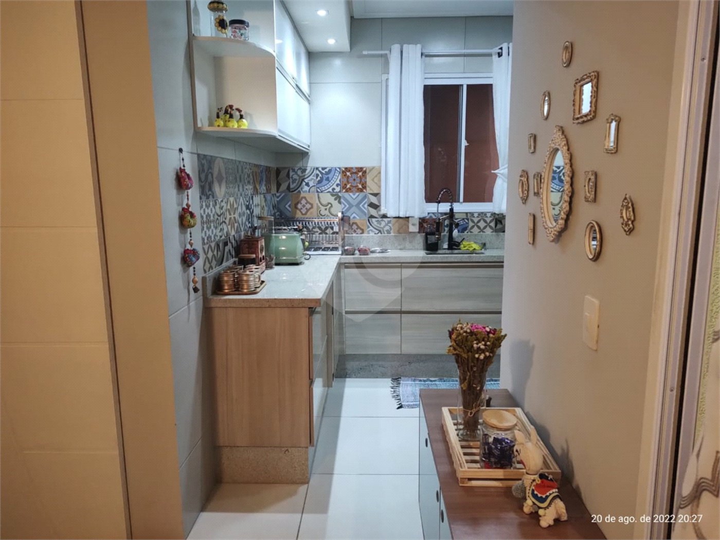 Casa à venda com 3 quartos, sendo 1 suíte,  no condomínio Bosques da Vila - Casa 3° Fase, Cotia - SP