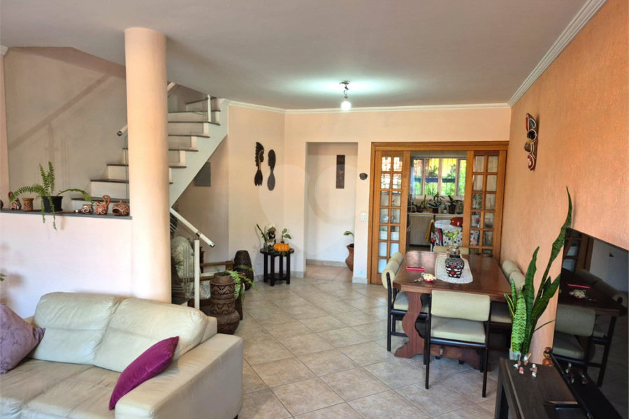 Sobrado à venda com 4 quartos em Tremembé, São Paulo, SP