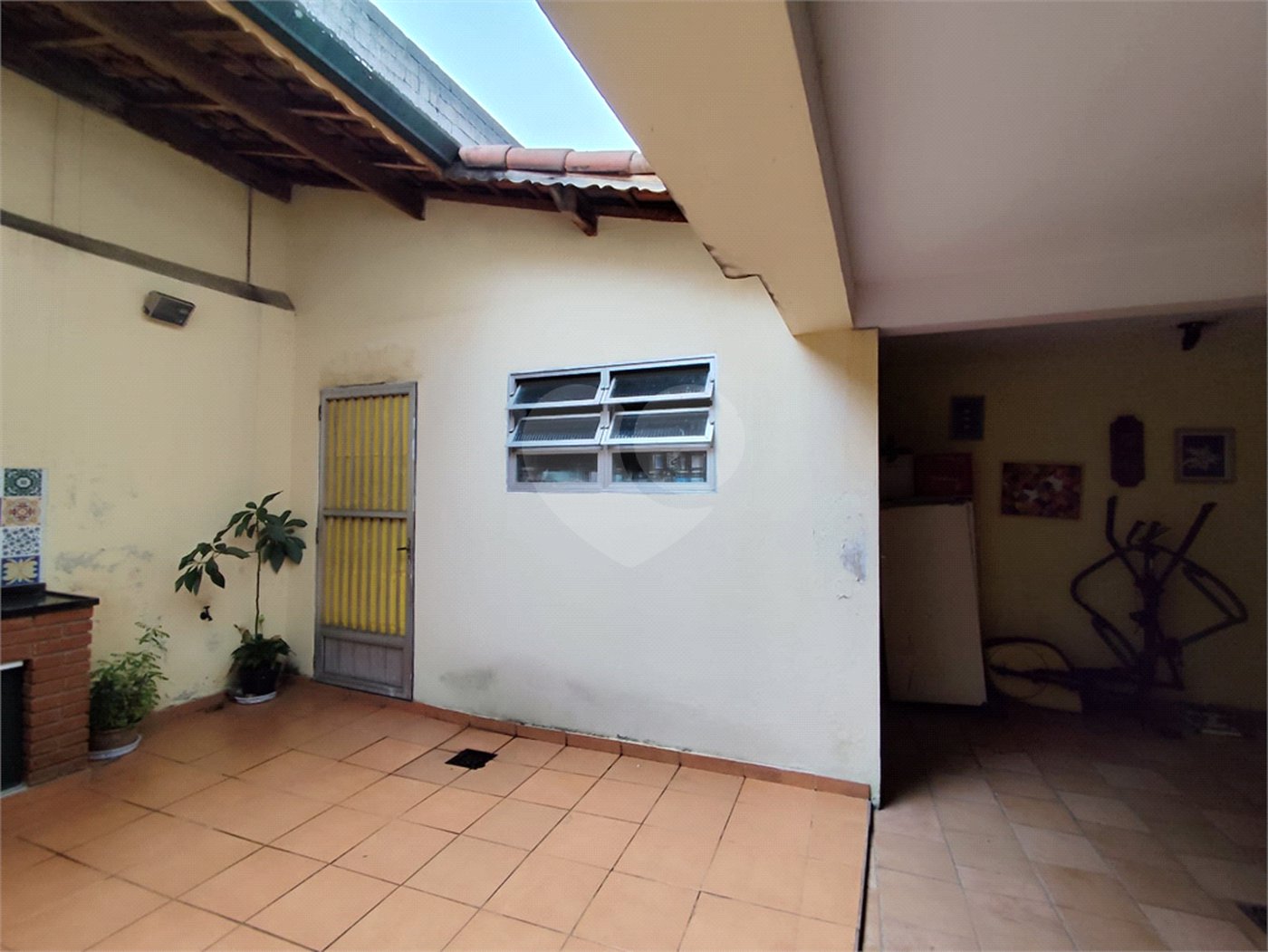 Sobrado à venda com 6 quartos, sendo 4 suítes,  em Instituto de Previdência, São Paulo, SP