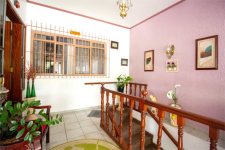 Sobrado à venda com 5 quartos, sendo 1 suíte,  em Jardim Villaça, São Roque, SP
