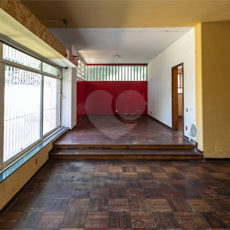 Casa Térrea à venda com 4 quartos, sendo 1 suíte,  em Brooklin Velho, São Paulo, SP
