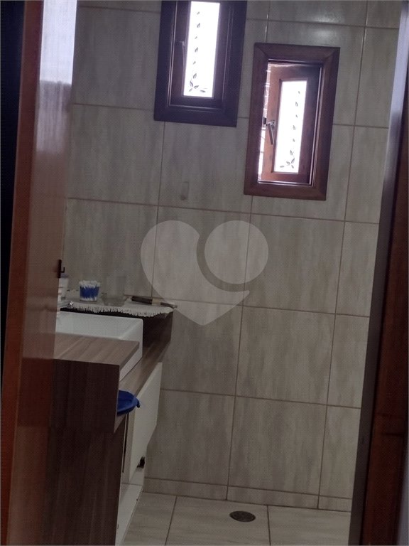 Sobrado à venda com 3 quartos, sendo 1 suíte, em Jardim da Mamãe, Guarulhos, SP