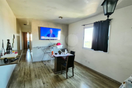 Apartamento à venda com 2 quartos em Rio Pequeno, São Paulo, SP