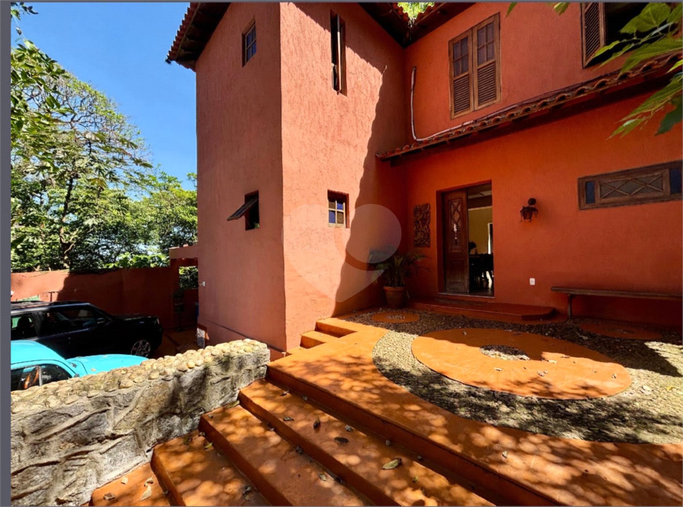 Casa à venda com 4 quartos, sendo 1 suíte, em Lagoa, Rio de Janeiro, RJ