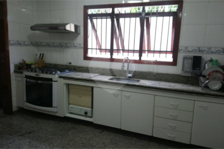 Casa para alugar com 4 quartos, sendo 2 suítes, em Campo Grande, São Paulo, SP