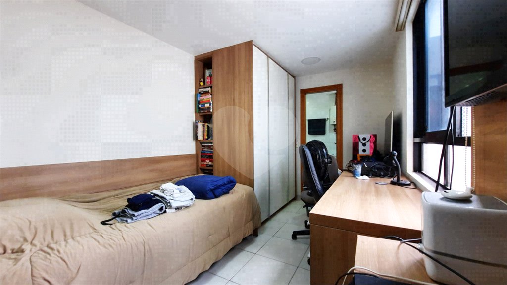 Cobertura à venda com 4 quartos, sendo 2 suítes,  em Tijuca, Rio de Janeiro, RJ