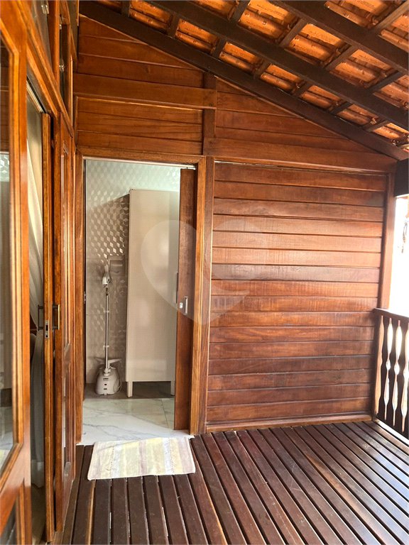Casa Térrea à venda com 5 quartos, sendo 3 suítes,  em Vila Oliveira, Mogi das Cruzes, SP