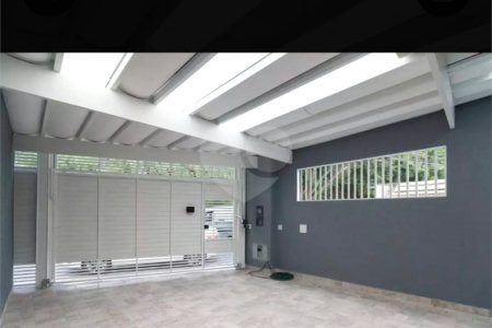 Casa à venda com 3 quartos, sendo 1 suíte, em Jardim Peri Peri, São Paulo, SP
