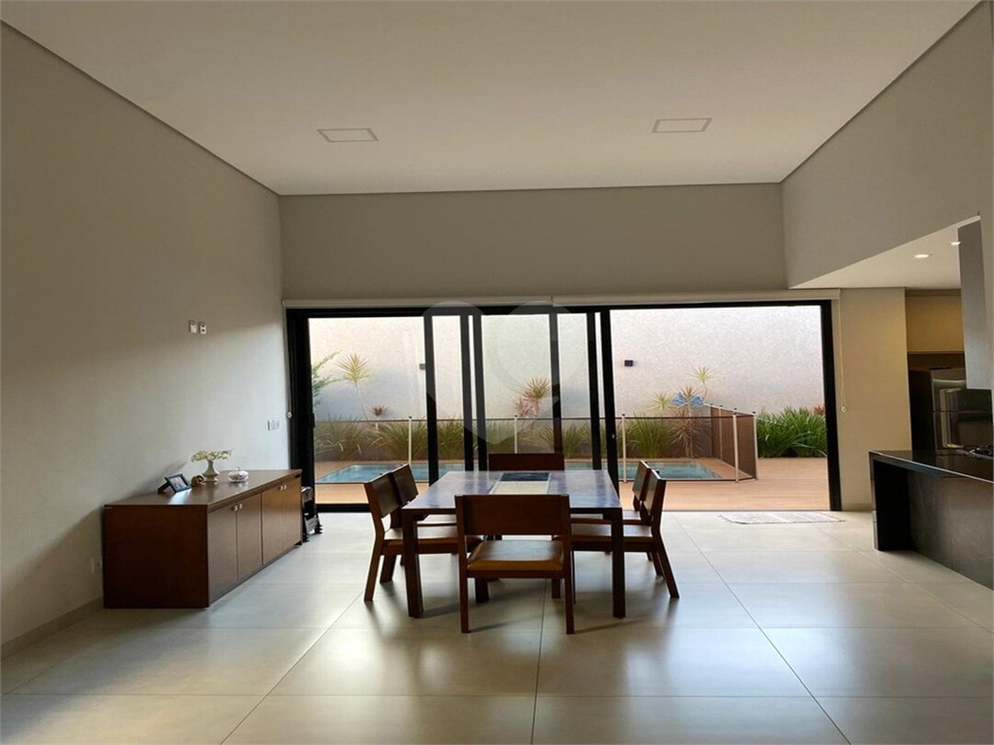 Casa à venda com 3 suítes no condomínio Quinta dos Ventos, Ribeirão Preto - SP