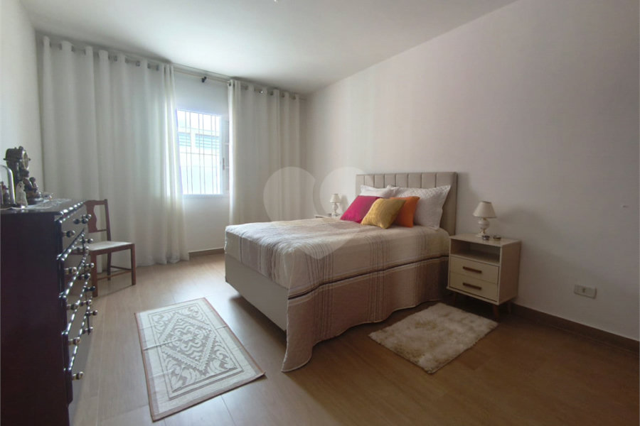 Sobrado à venda com 4 quartos, sendo 1 suíte,  em Vila Aurora (zona Norte), São Paulo, SP