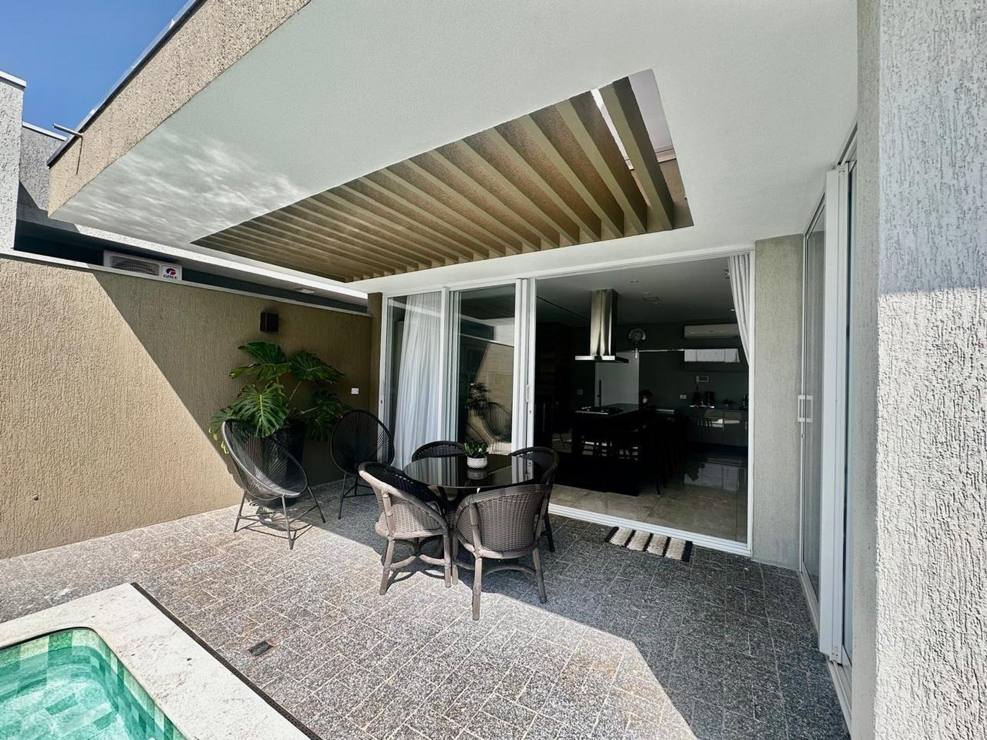 Casa de alto padrão à venda com 8 quartos em Condomínio Residencial Portal das Águas, Três Lagoas - MS