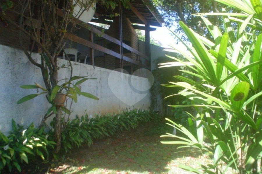 Sobrado à venda com 3 quartos, sendo 2 suítes, em Tremembé, São Paulo, SP