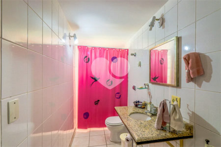 Casa de Vila à venda com 4 quartos, sendo 2 suítes,  em Butantã, São Paulo, SP