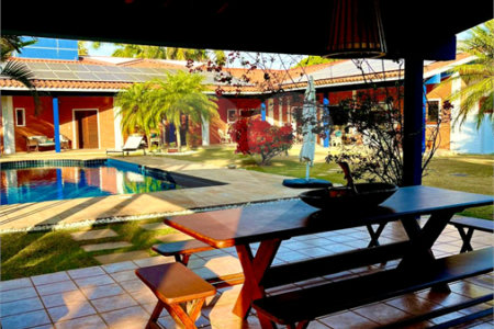 Casa à venda com 4 suítes no condomínio Residencial Vale das Laranjeiras, Indaiatuba - SP