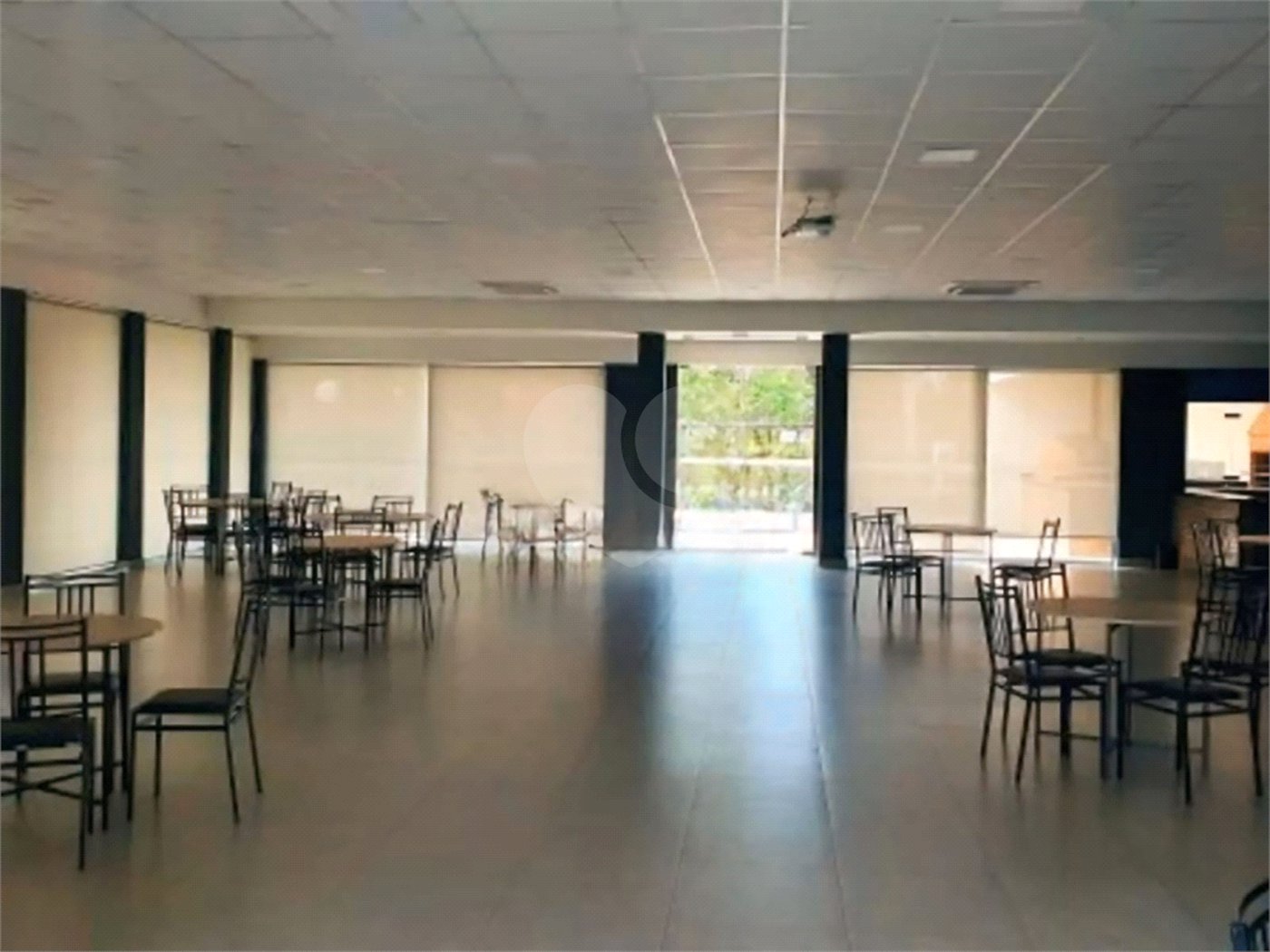 Casa à venda com 5 quartos, sendo 4 suítes, em Transurb, Itapevi, SP