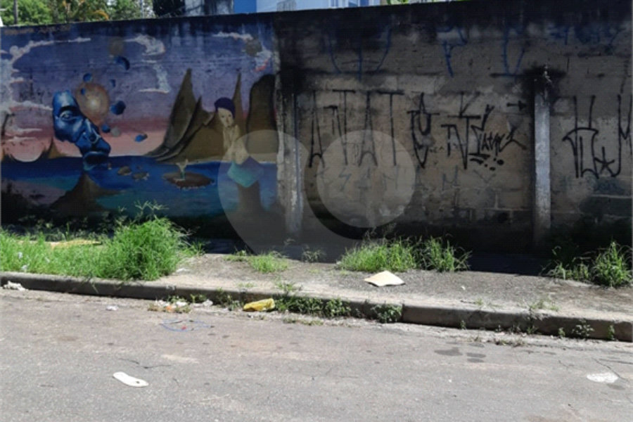 Terreno à venda no condomínio Jd. Leonor Mendes de Barros, São Paulo - SP