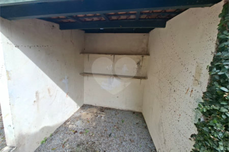 Casa à venda com 2 quartos no Centro, Alambari, SP