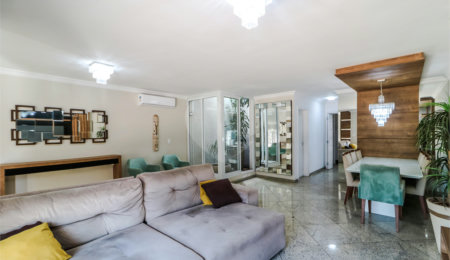 Casa à venda com 4 quartos, sendo 3 suítes,  no condomínio Flower Garden Residence, São Paulo - SP