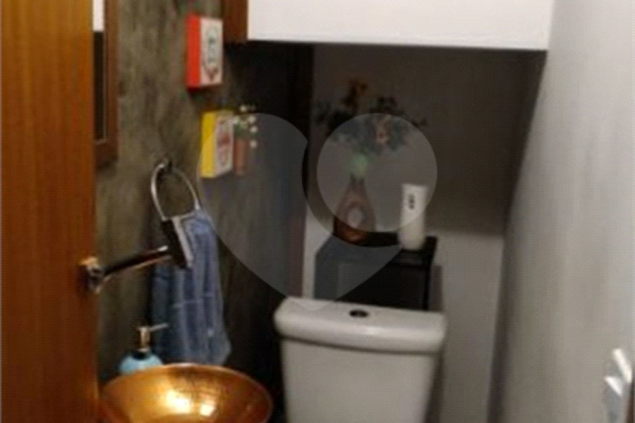 Sobrado à venda com 3 quartos, sendo 2 suítes,  em Sapopemba, São Paulo, SP