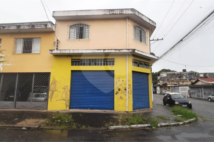 Sobrado à venda com 4 quartos, sendo 1 suíte, em Jardim Brasil (zona Norte), São Paulo, SP