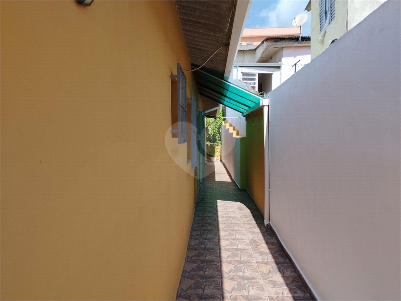 Casa à venda com 2 quartos, sendo 1 suíte, em Jardim Vinhas do Sol (mailasqui), São Roque, SP