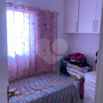 Casa à venda com 3 quartos, sendo 2 suítes, no condomínio Ibarra, São Paulo - SP