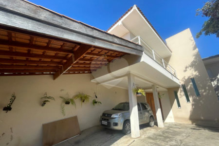 Casa à venda com 3 quartos, sendo 2 suítes,  em Jardim Santa Bárbara, Sorocaba, SP