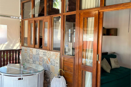 Casa Térrea à venda com 5 quartos, sendo 3 suítes,  em Vila Oliveira, Mogi das Cruzes, SP
