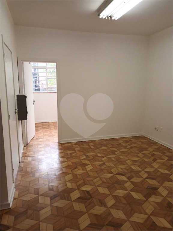 Casa à venda ou para alugar com 6 quartos, sendo 4 suítes,  em JARDIM GUEDALA, São Paulo, SP
