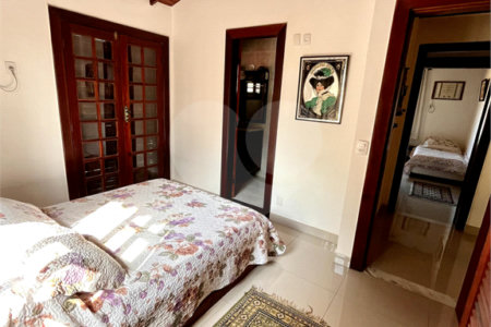 Casa à venda com 6 quartos, sendo 5 suítes,  em Alto de Búzios, Armação dos Búzios, RJ