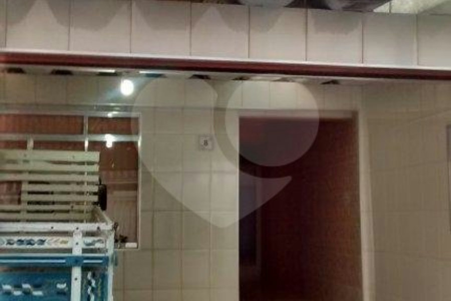 Casa à venda com 3 quartos, sendo 1 suíte, no condomínio Travessa Soldado Oscar Ribeiro Sampaio,8, São Paulo - SP