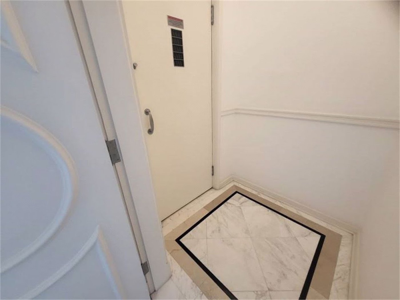 Apartamento Residencial à venda, Gonzaga, Santos - AP1414.