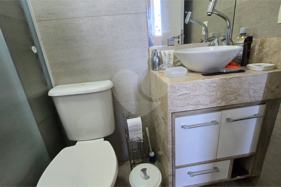 Apartamento à venda com 3 quartos, sendo 1 suíte, em Jardim Íris, São Paulo, SP