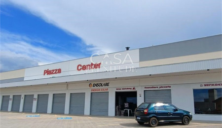 Salão para alugar em Jardim Piazza Di Roma, Sorocaba, SP