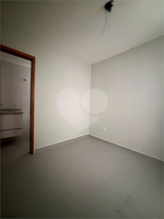 Casa à venda com 2 quartos, sendo 1 suíte, no condomínio Maracujas, São Paulo - SP