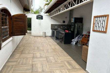 Casa à venda com 2 suítes no condomínio Residencial, Mogi das Cruzes - SP