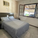 Casa à venda com 4 quartos, sendo 2 suítes, em Caravelas, Armação dos Búzios, RJ