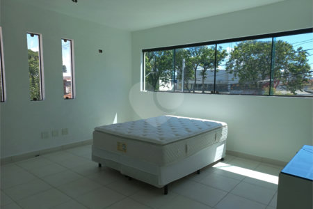 Sobrado à venda com 3 quartos, sendo 1 suíte,  em Vila Lageado, São Paulo, SP