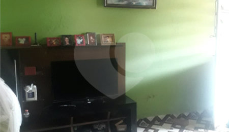 Casa à venda com 3 quartos em Vila Vieira (vila Xavier), Araraquara, SP