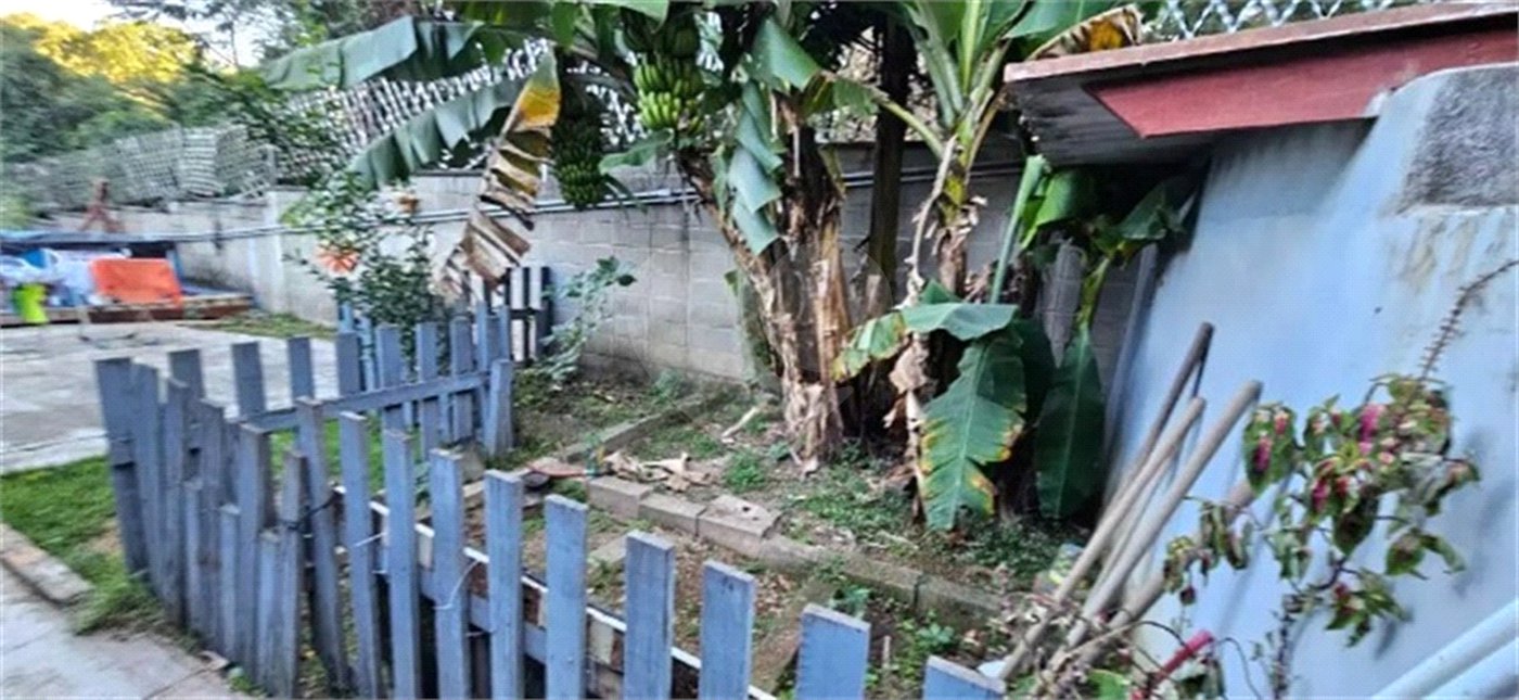 Casa à venda com 3 quartos, sendo 2 suítes, no condomínio Vinhas da Vista Alegre - Lado Café, Vinhedo - SP