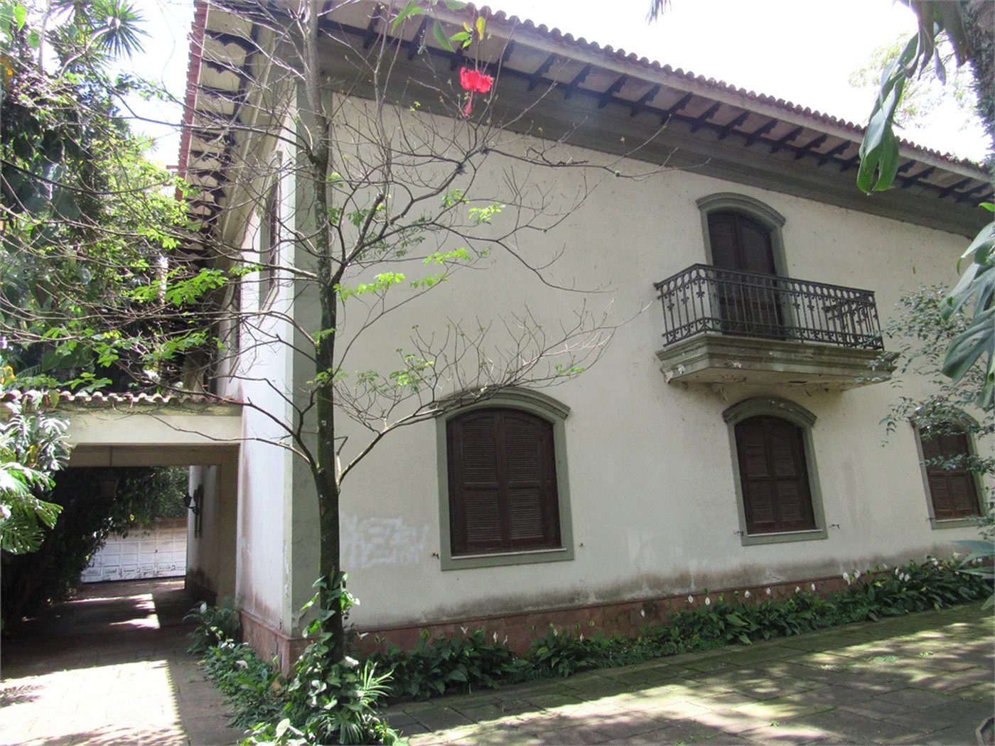 Casa à venda com 4 suítes em Jardim Guedala, São Paulo, SP