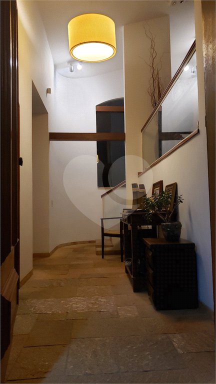 Casa de Vila à venda com 3 quartos, sendo 2 suítes, em Jardim Emília, Sorocaba, SP