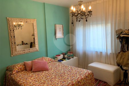 Apartamento à venda com 4 quartos, sendo 1 suíte, em Chácara Santo Antônio, São Paulo, SP