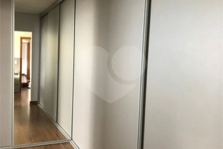 Casa à venda com 3 suítes no condomínio Residencial Fazenda Altaq Vista, Salto de Pirapora - SP